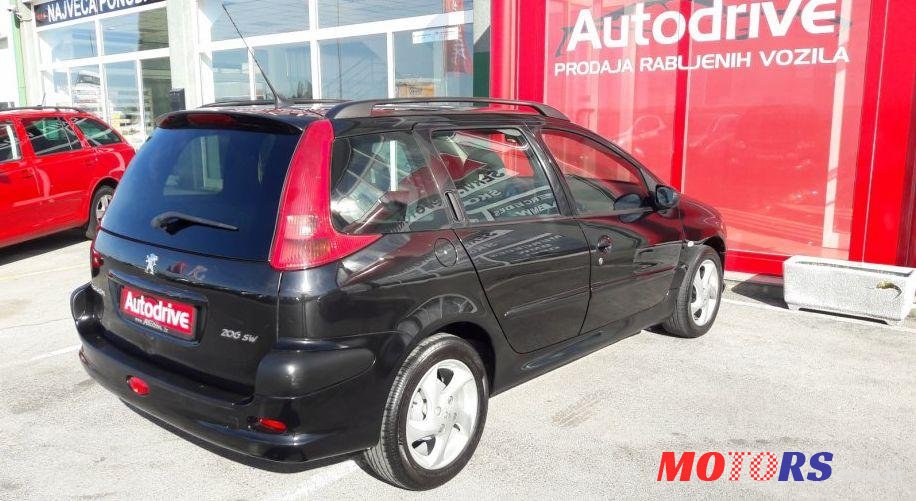 2003' Peugeot 206 Break photo #1