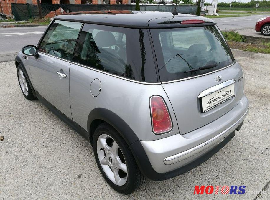 2003' MINI One 1,4 D photo #2