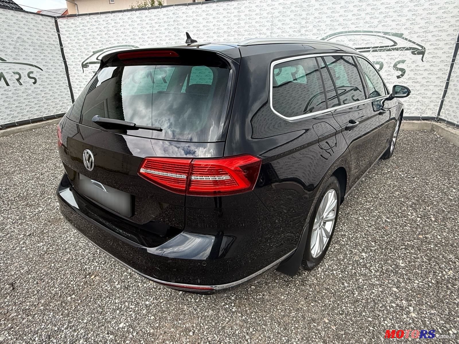 2015' Volkswagen Passat Variant photo #5
