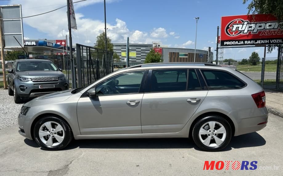 2019' Skoda Octavia Combi photo #3