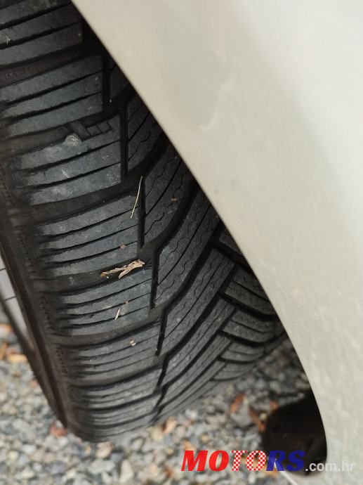 2010' Volkswagen Golf 6 photo #6