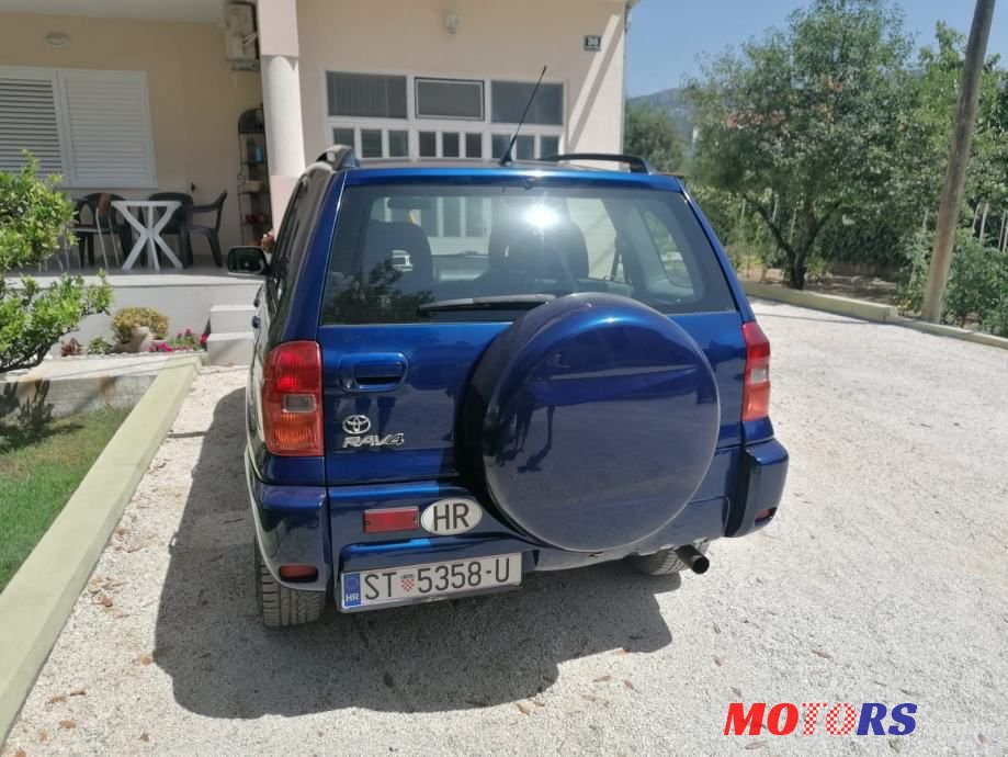 2002' Toyota RAV4 1.8 photo #4