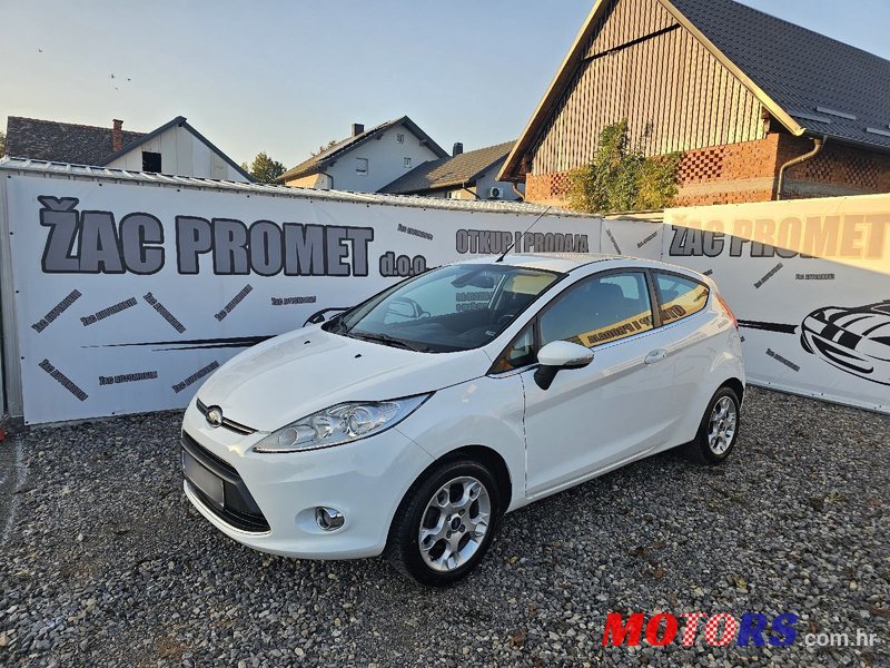 2011' Ford Fiesta 1.6 Tdci photo #2