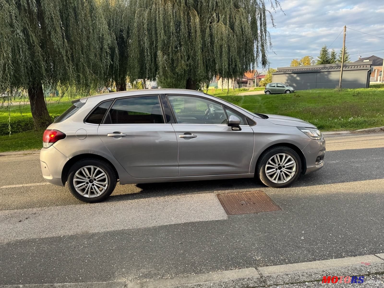 2016' Citroen C4 1,6 120 S&S photo #3