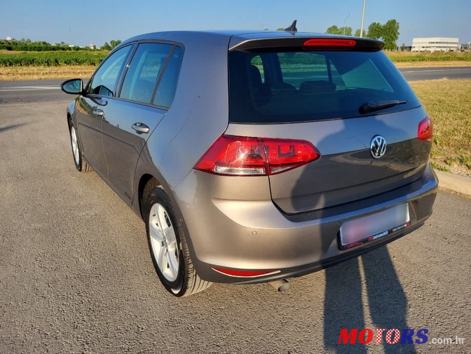 2015' Volkswagen Golf 7 1,6 Tdi photo #4