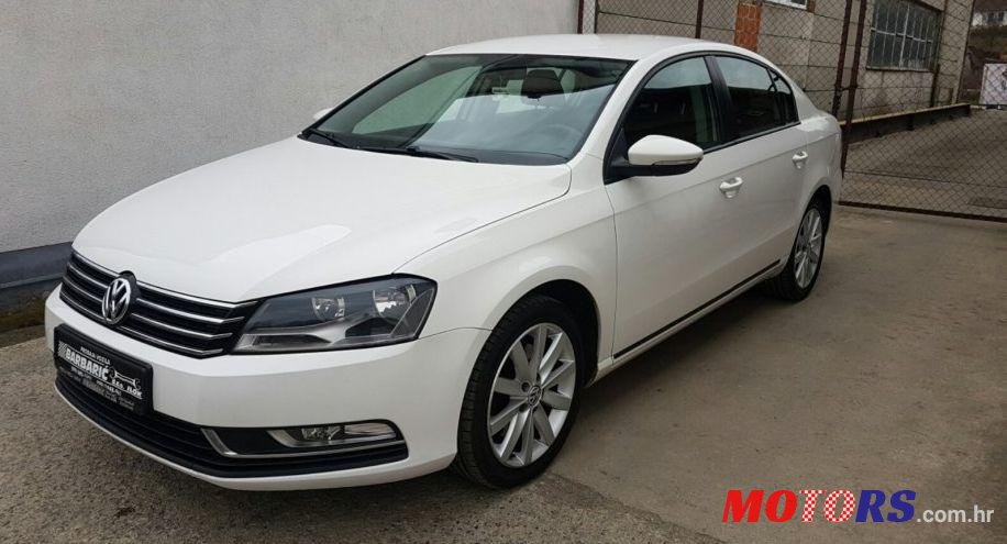 2012' Volkswagen Passat 1,6 Tdi Bmt photo #2