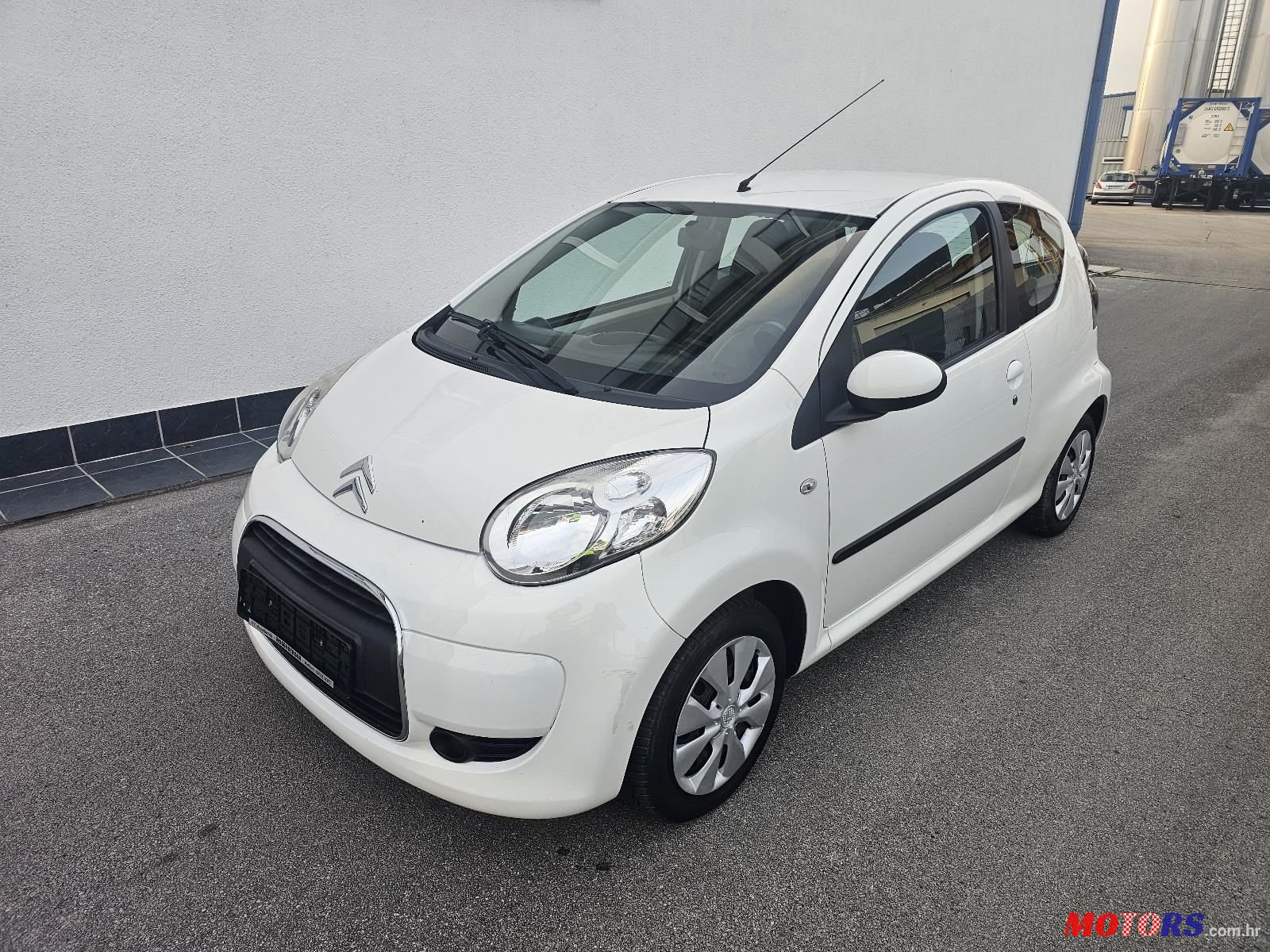 2012' Citroen C1 1,0 photo #1