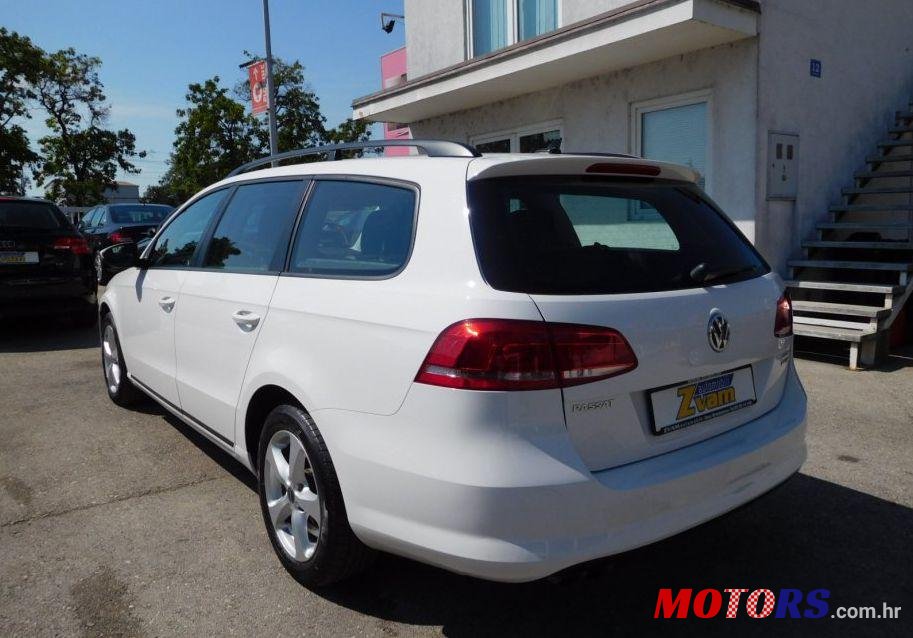 2012' Volkswagen Passat Variant 2,0 Tdi photo #2