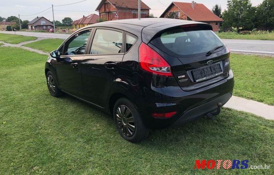 2010' Ford Fiesta 1.4 Tdci photo #2