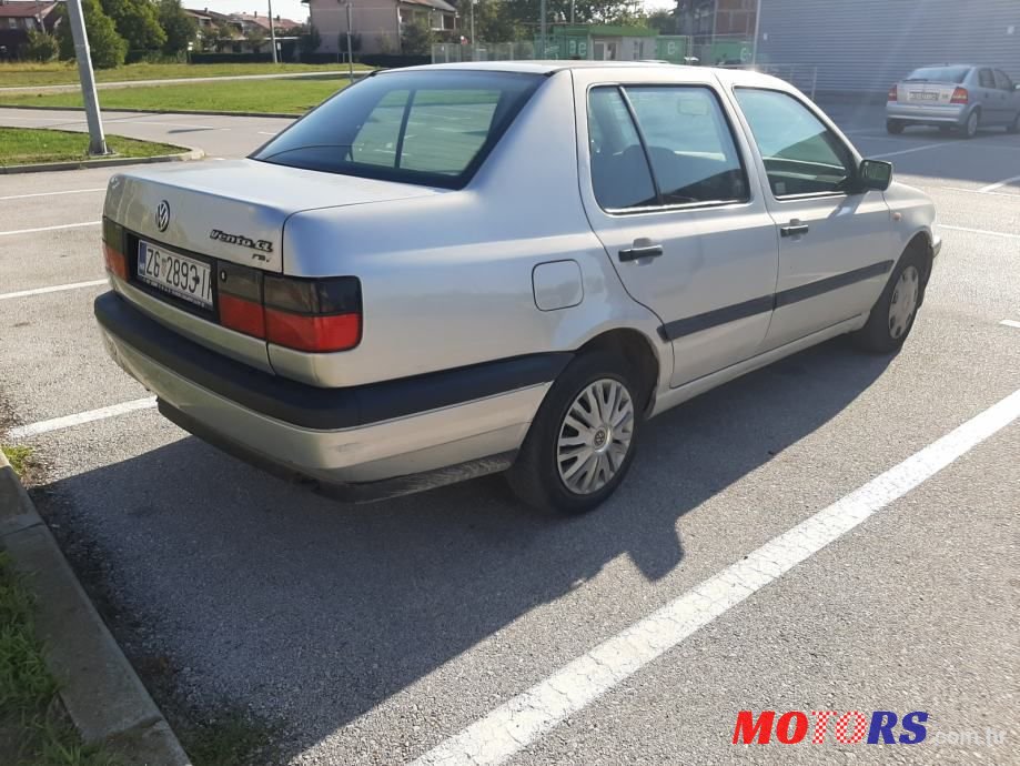 1997' Volkswagen Vento Cl Tdi photo #2
