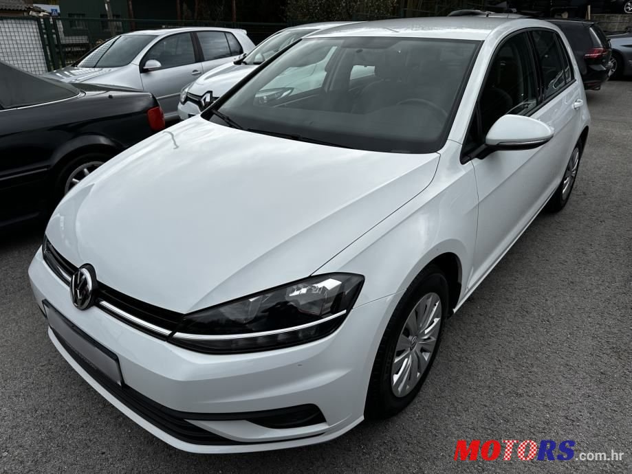 2017' Volkswagen Golf VII 1,6 Tdi photo #1