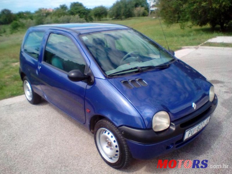 2002' Renault Twingo 1,2 photo #2