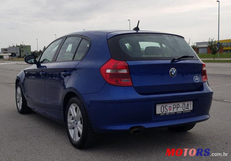 2010' BMW Serija 1 118D Sport photo #1