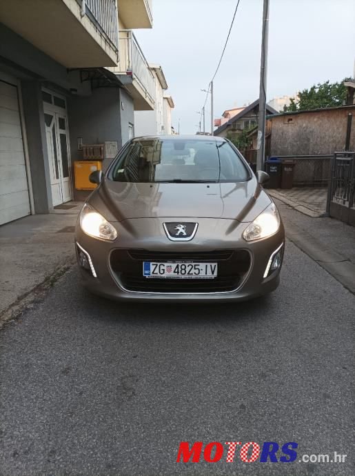 2012' Peugeot 308 1,6 E-Hdi photo #2