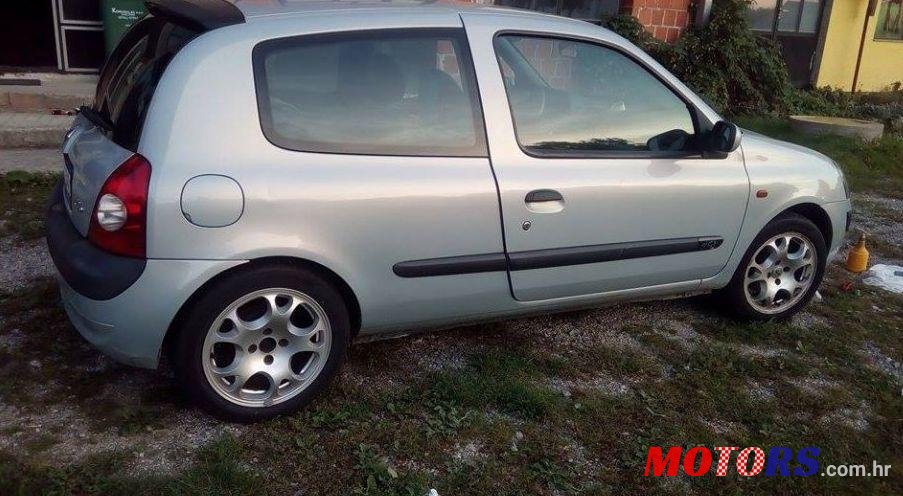 2003' Renault Clio 1,5 dCi photo #3