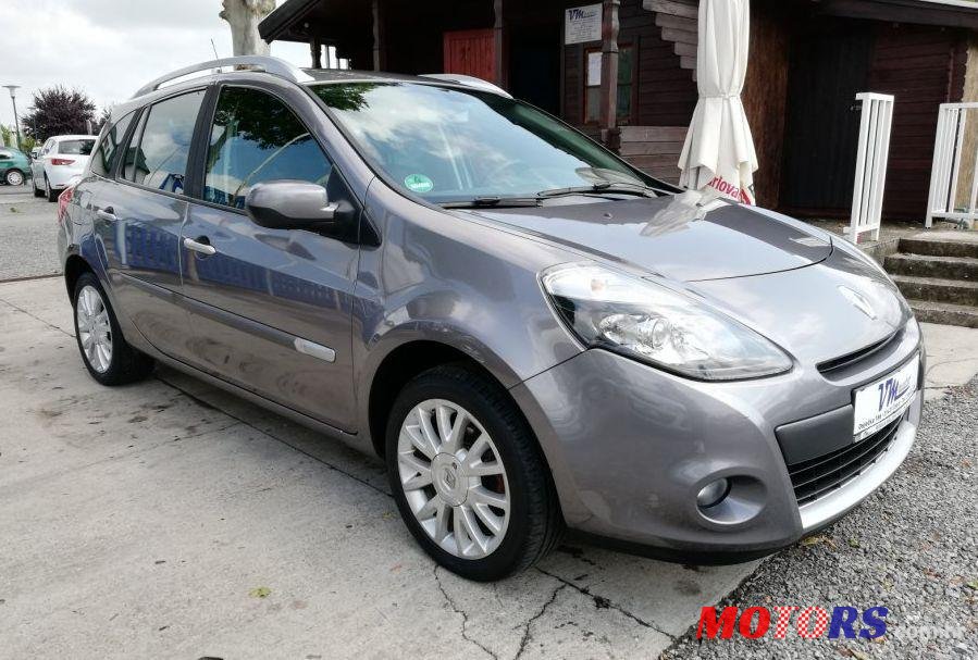 2010' Renault Clio 1,5 Dci photo #1