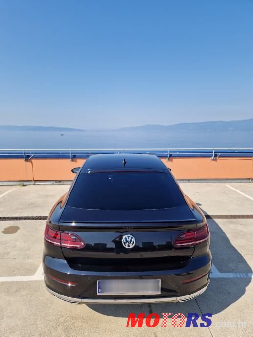 2019' Volkswagen Arteon photo #4