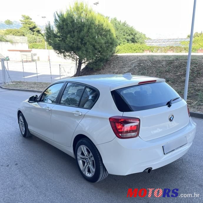 2014' BMW Serija 1 116D photo #5