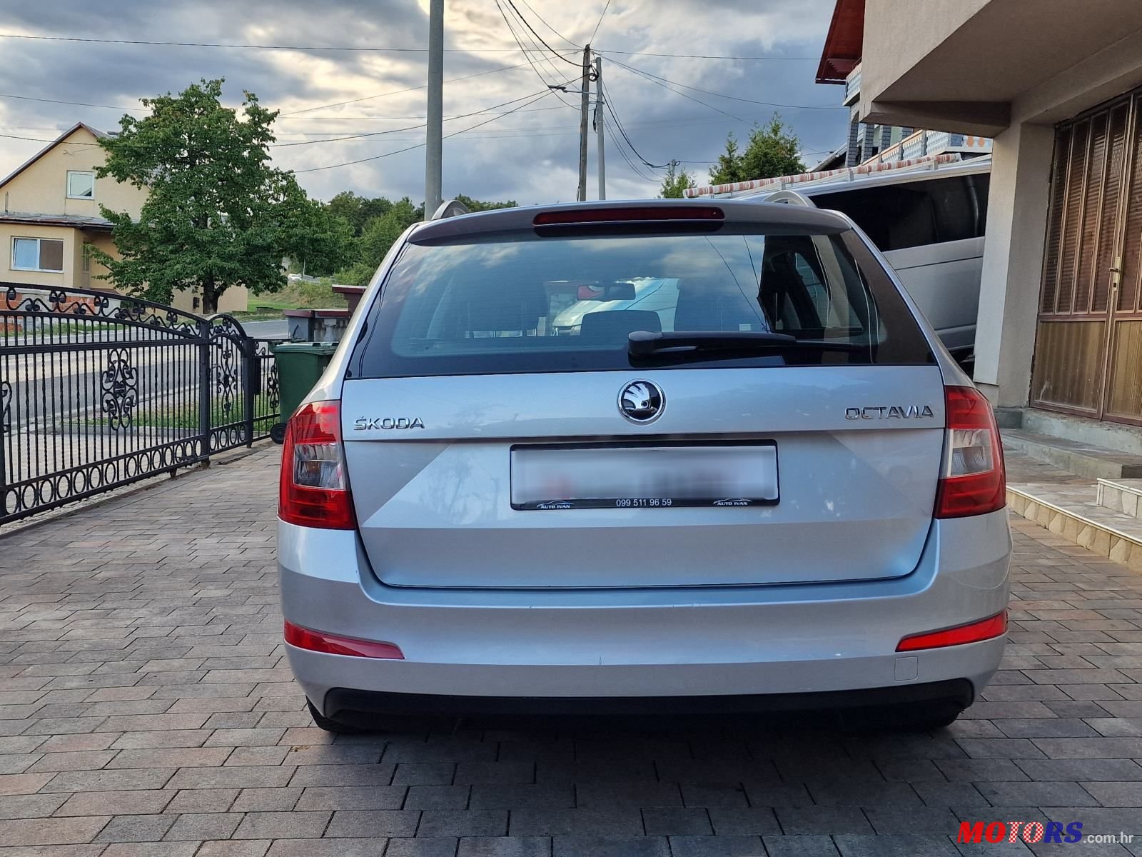 2015' Skoda Octavia Combi photo #4