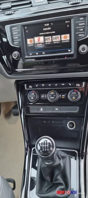 2017' Volkswagen Touran 1,6 Tdi photo #3