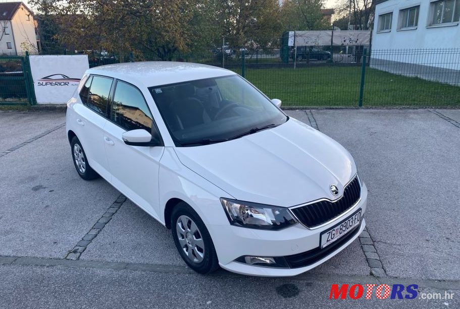 2015' Skoda Fabia 1,0 photo #1