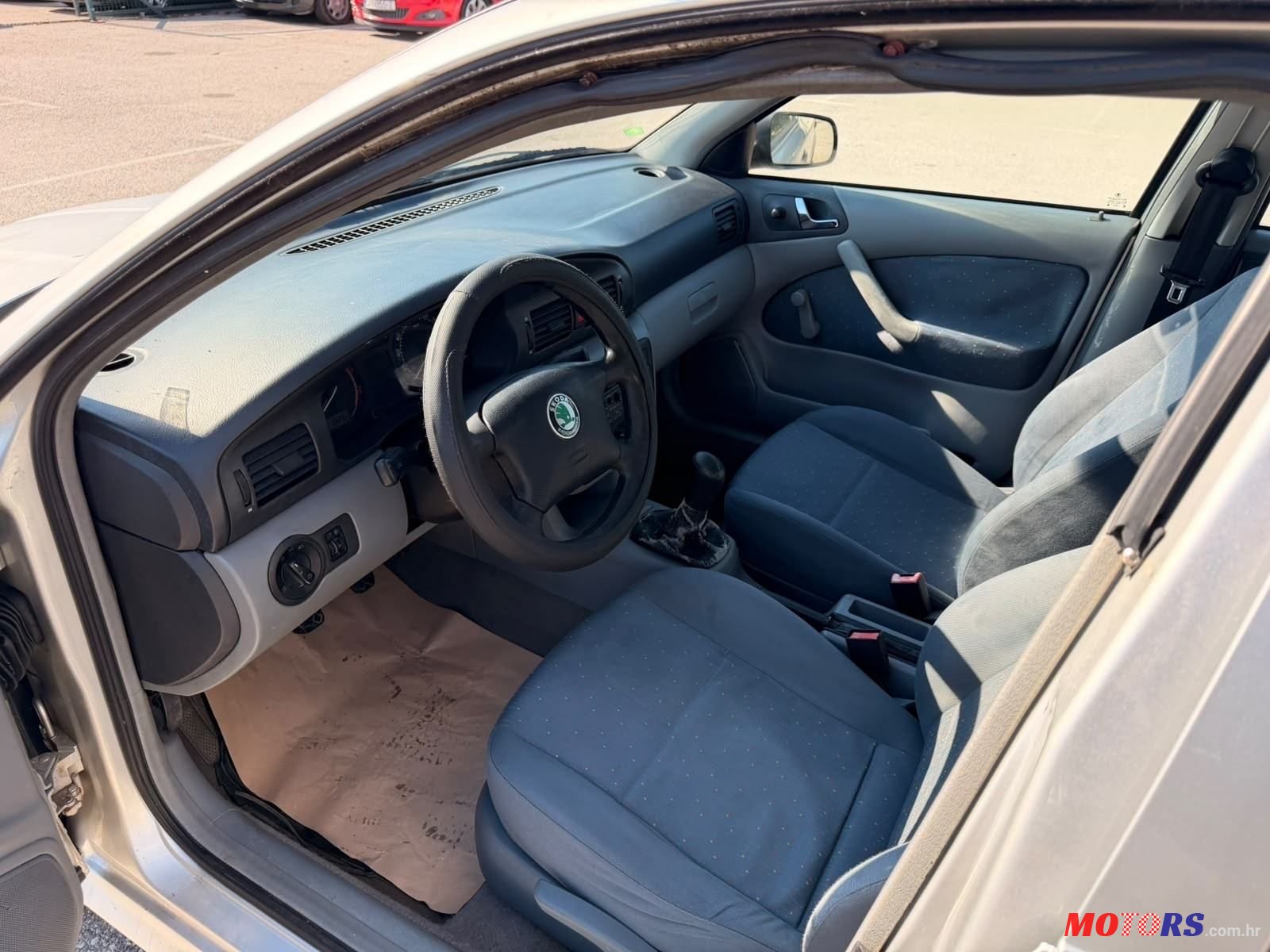 2000' Skoda Octavia 1,6 Glx photo #6