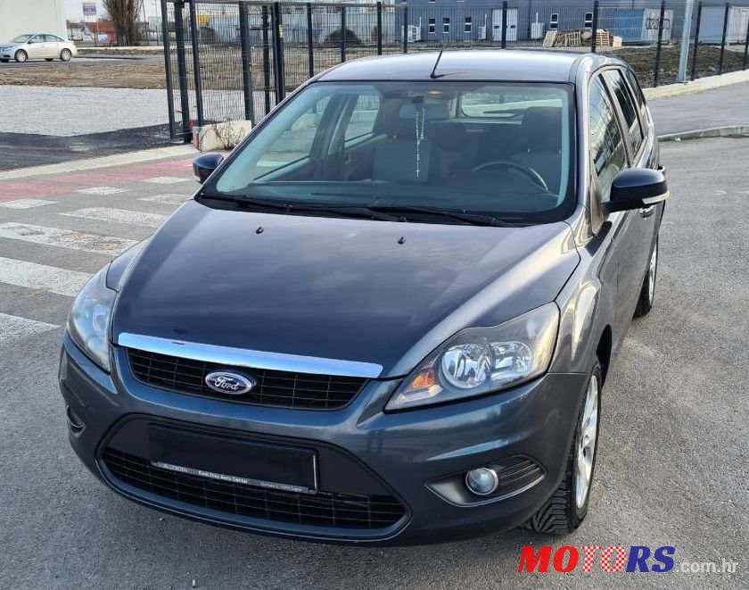 2010' Ford Focus Karavan 1,6 photo #1