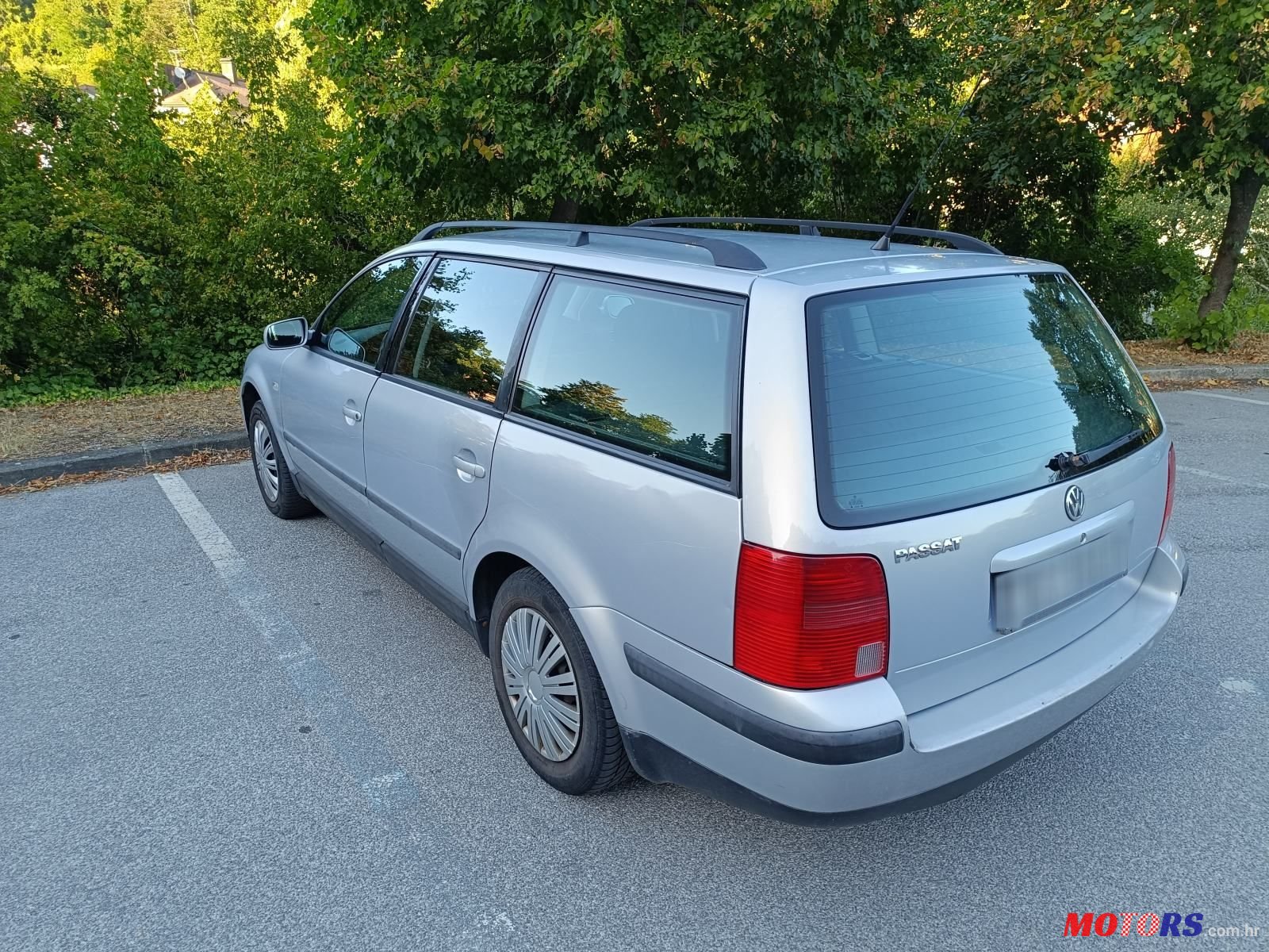 2000' Volkswagen Passat Variant photo #4
