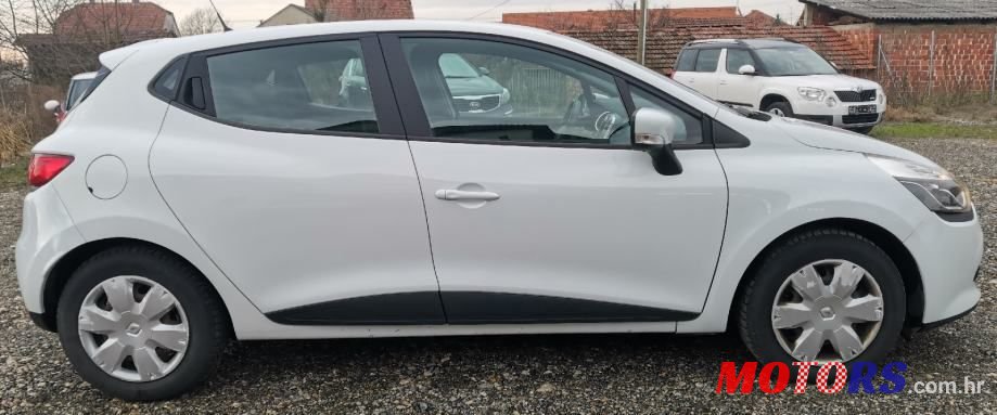 2014' Renault Clio Dci 75 photo #6