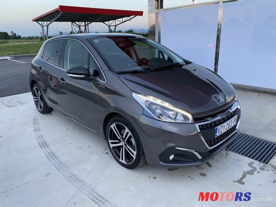 2019' Peugeot 208 photo #3