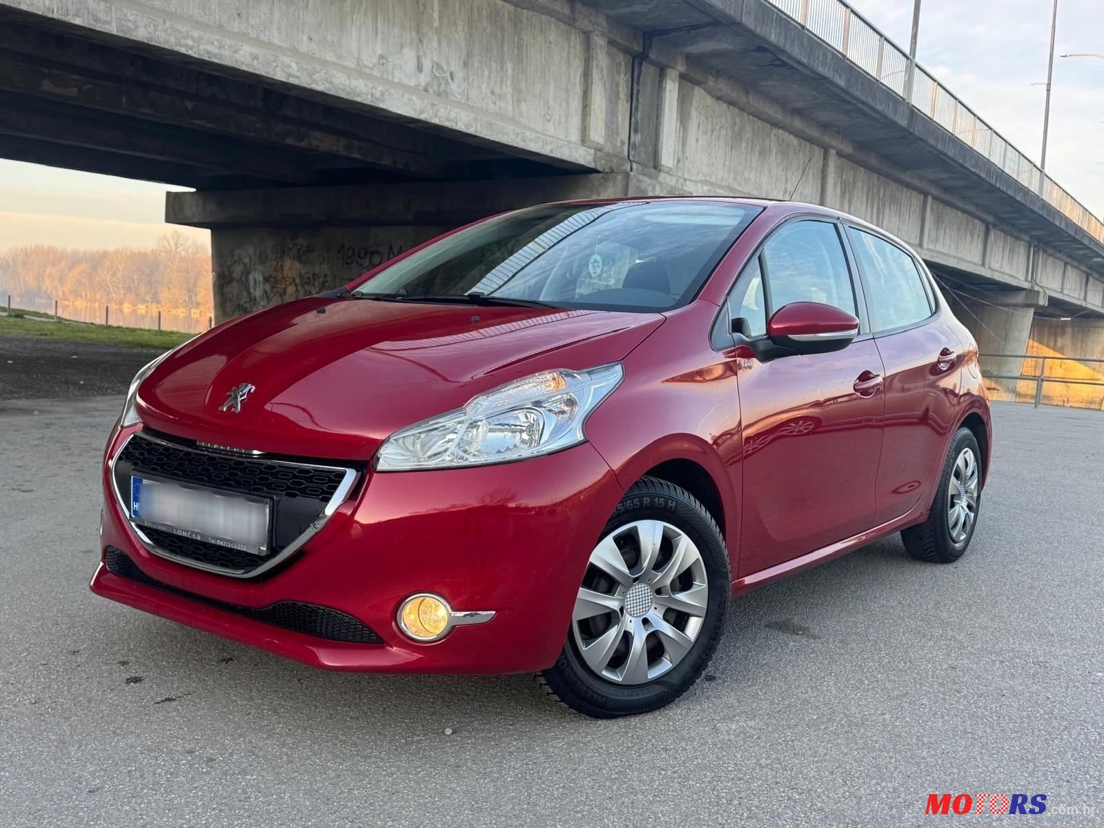 2015' Peugeot 208 1,4 Hdi photo #2
