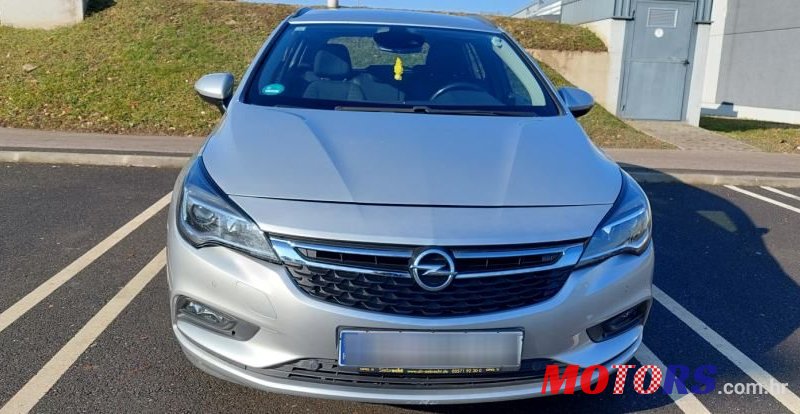 2017' Opel Astra 1.6 Cdti photo #1