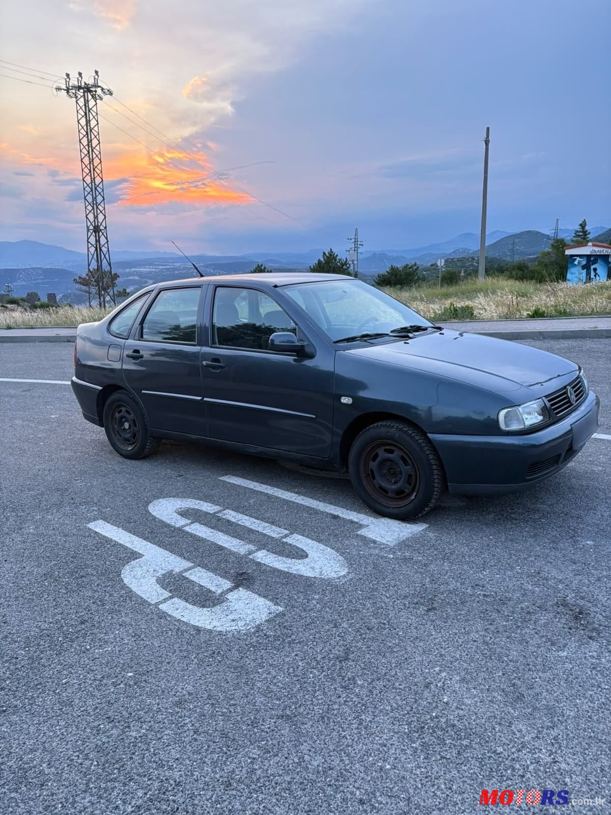 2001' Volkswagen Polo Classic 1.4 Mpi photo #3