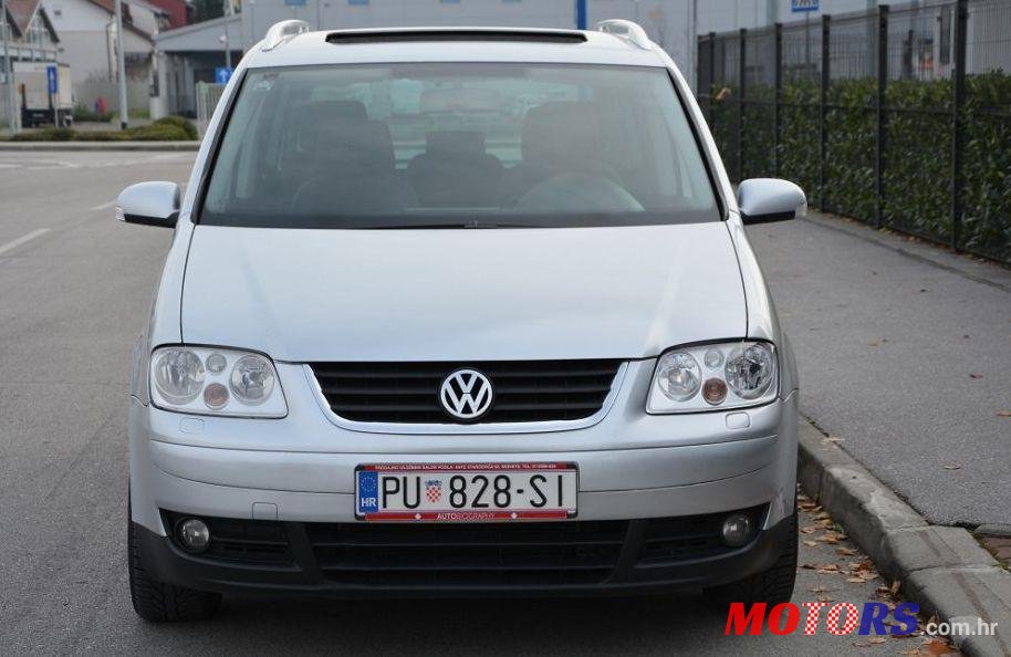 2005' Volkswagen Touran 2,0 TDI photo #1
