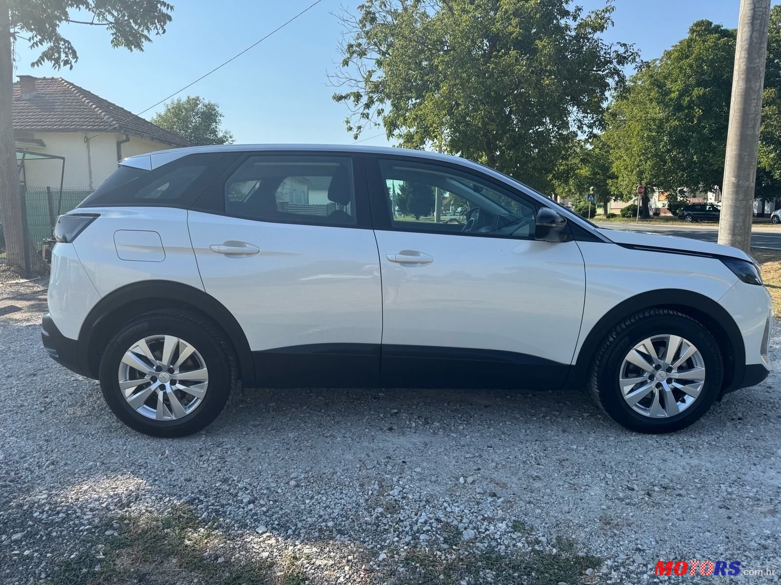 2021' Peugeot 3008 1,5 Bluehdi photo #6