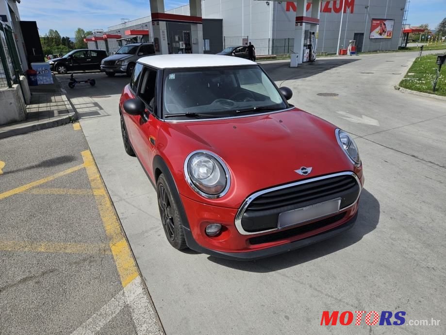 2015' MINI One D photo #6