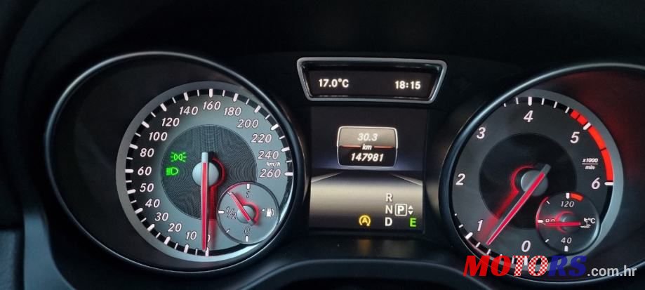 2015' Mercedes-Benz Gla 200 D 1 photo #5