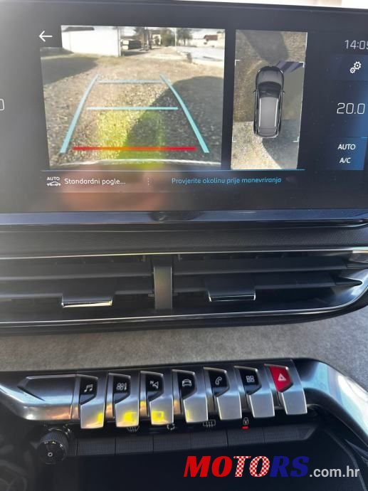 2021' Peugeot 3008 1,5 Bluehdi photo #6