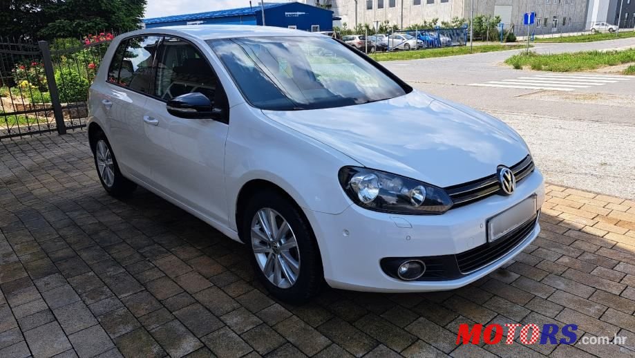 2011' Volkswagen Golf 6 1,6 Tdi photo #2