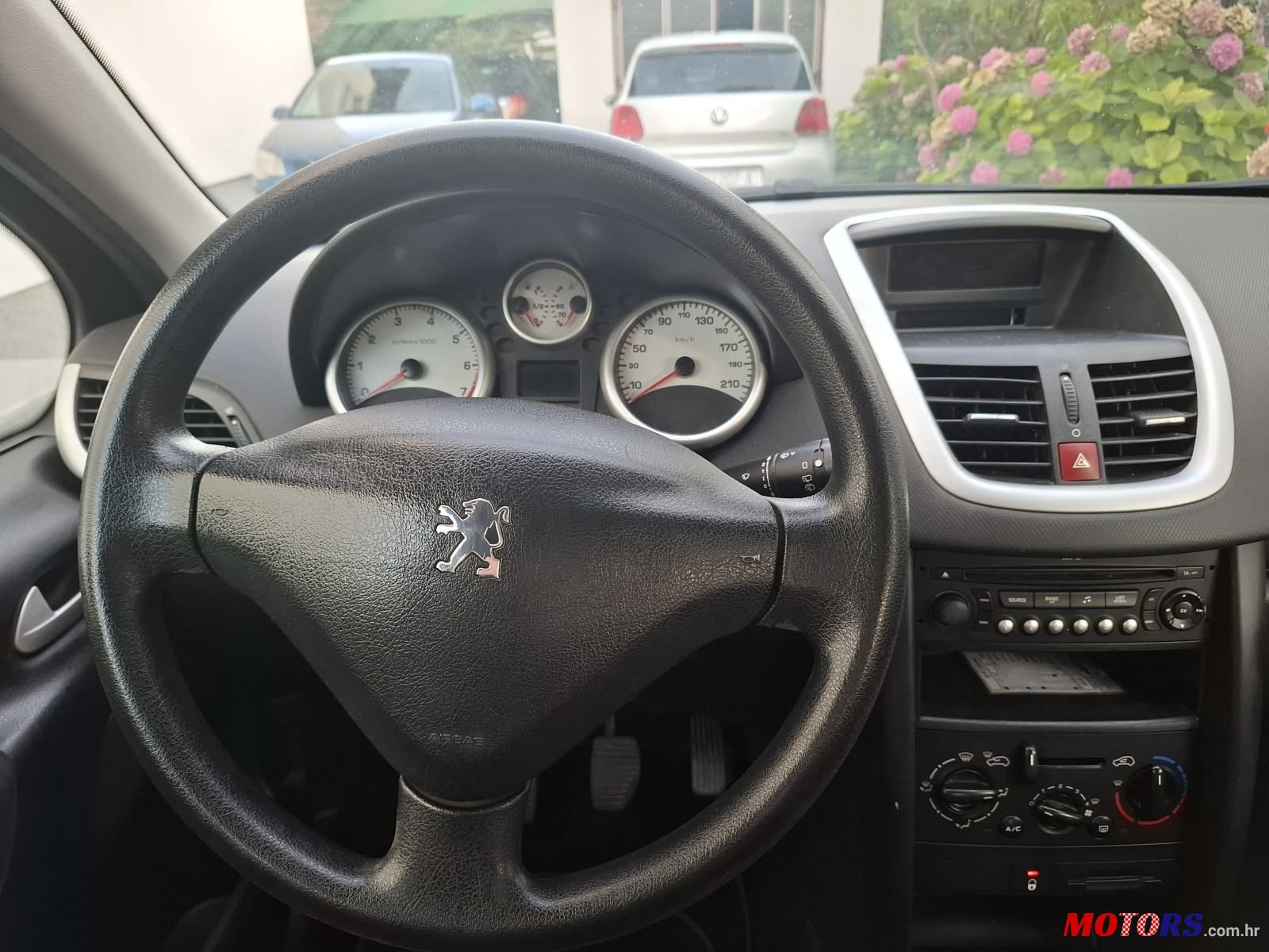 2008' Peugeot 207 photo #5