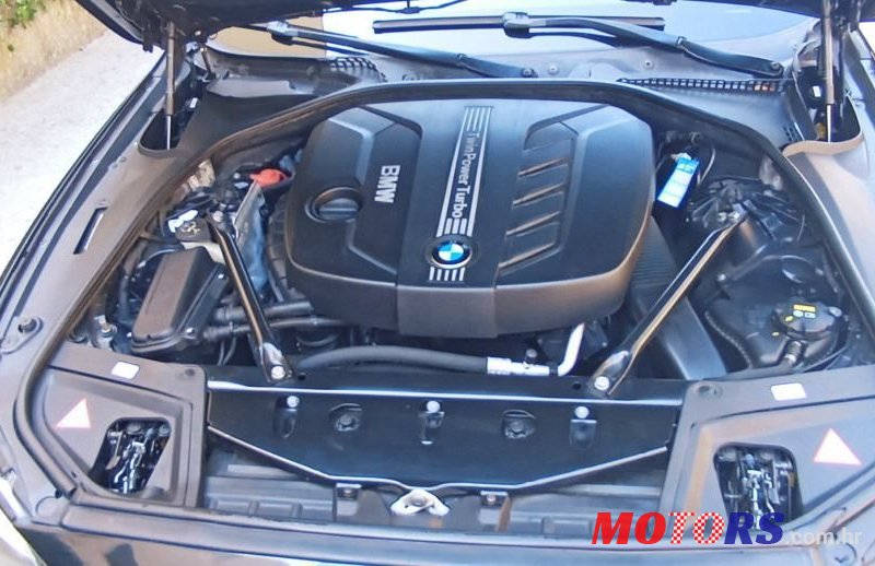 2014' BMW Serija 5 518D photo #6