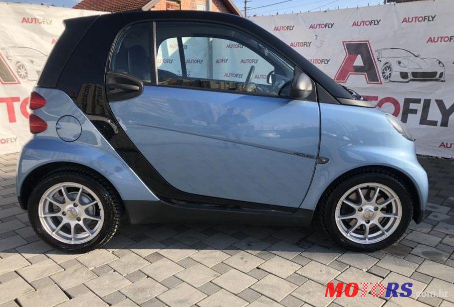 2012' Smart Fortwo Coupe Smart Fortwo Cdi photo #1