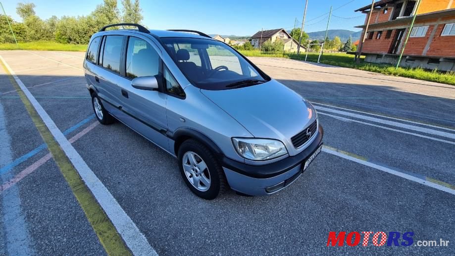 2001' Opel Zafira 2,0 Dth photo #4