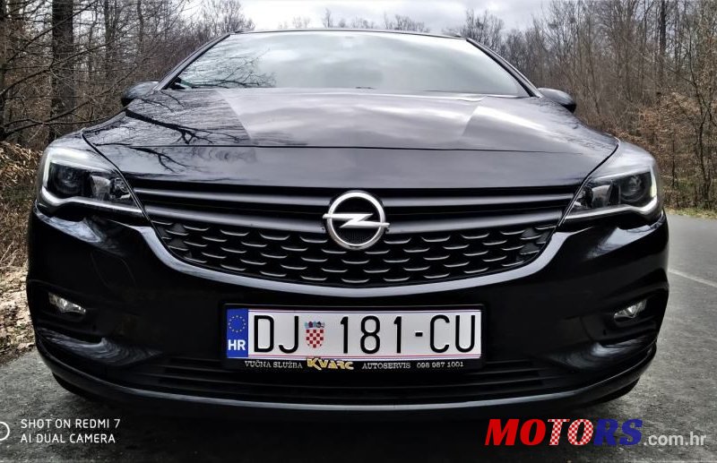 2016' Opel Astra Karavan photo #2
