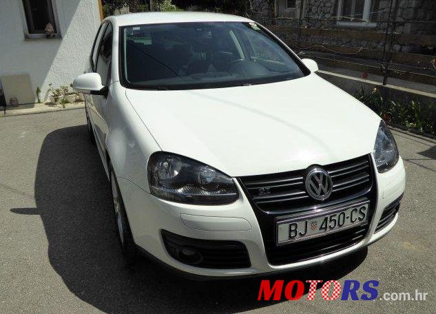 2008' Volkswagen Golf V Gt Sport 1,6 photo #2