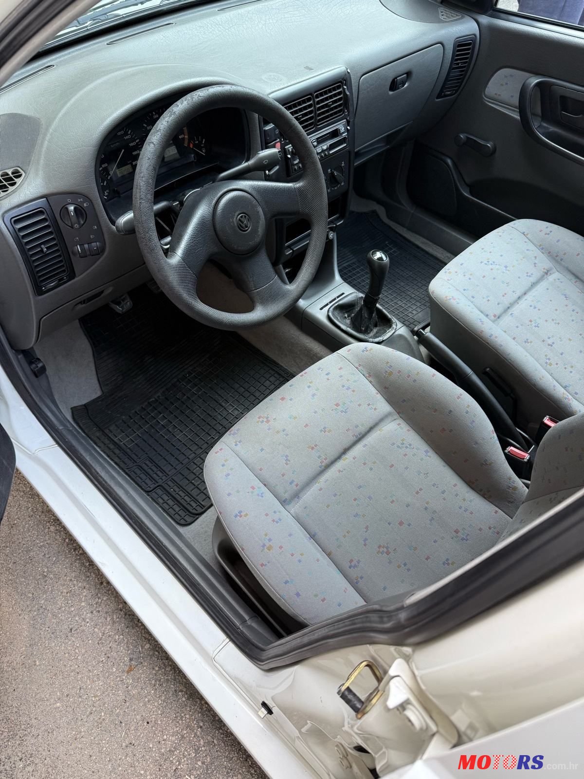 1998' Volkswagen Polo Variant photo #5