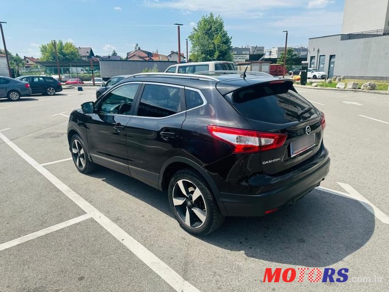 2015' Nissan Qashqai 1,6 Dci 360° photo #1