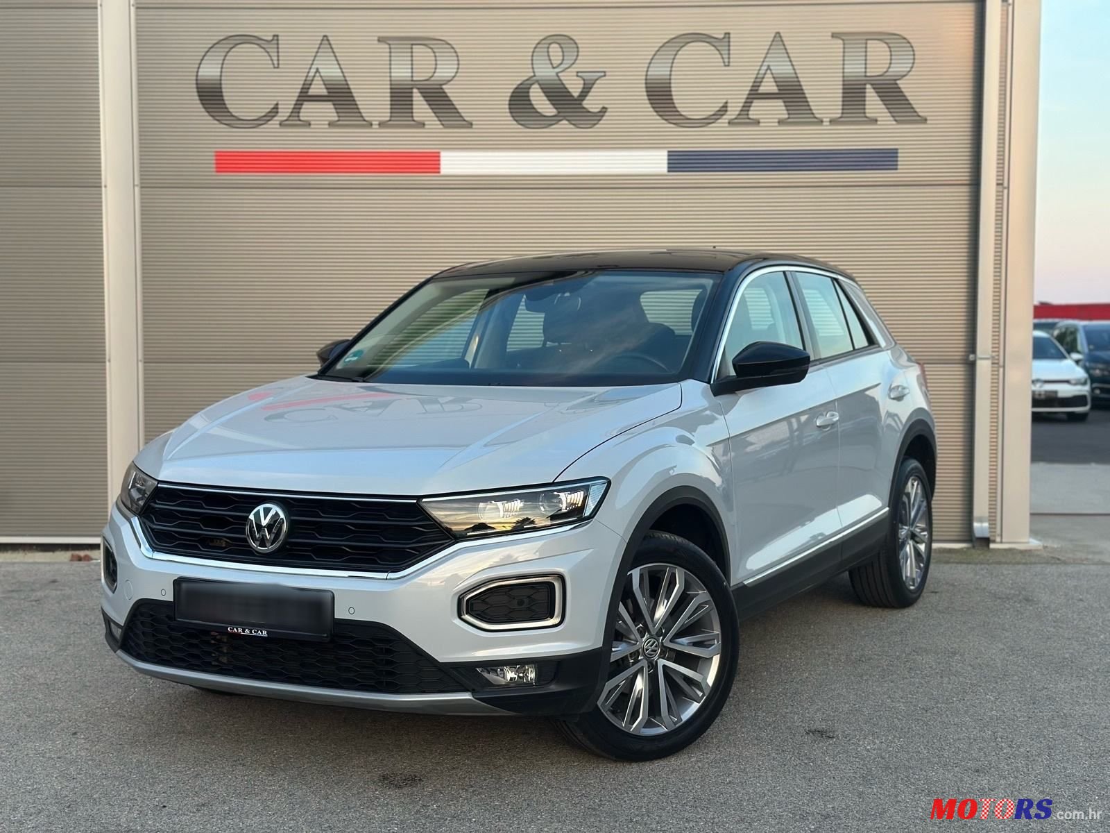 2019' Volkswagen T-Roc Style 1.0 Tsi photo #1