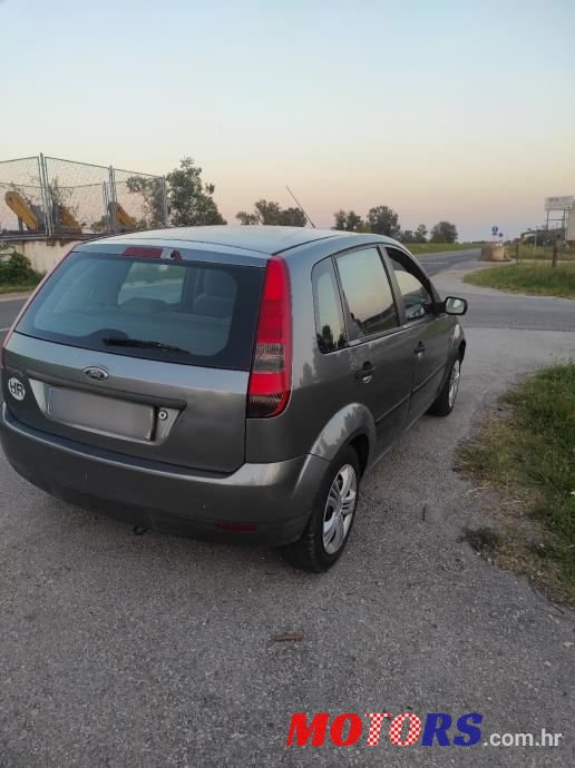 2002' Ford Fiesta 1,3 I 8V photo #3