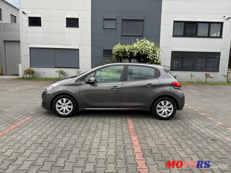 2019' Peugeot 208 1,5 Bluehdi photo #3